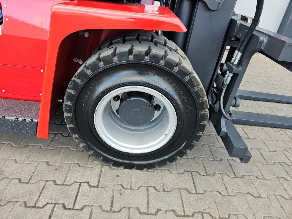 Kalmar DCF80-6 - Diesel forklift: picture 2 Kalmar DCF80-6 - Diesel forklift: picture 2