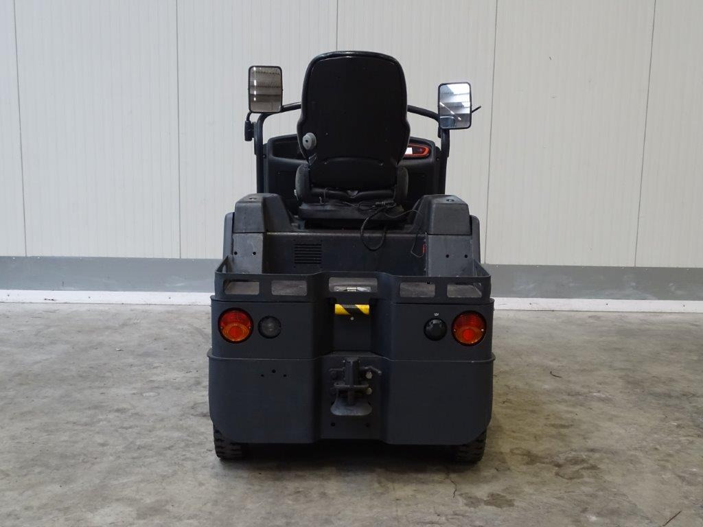 Linde P60 - Tow tractor: picture 5 Linde P60 - Tow tractor: picture 5