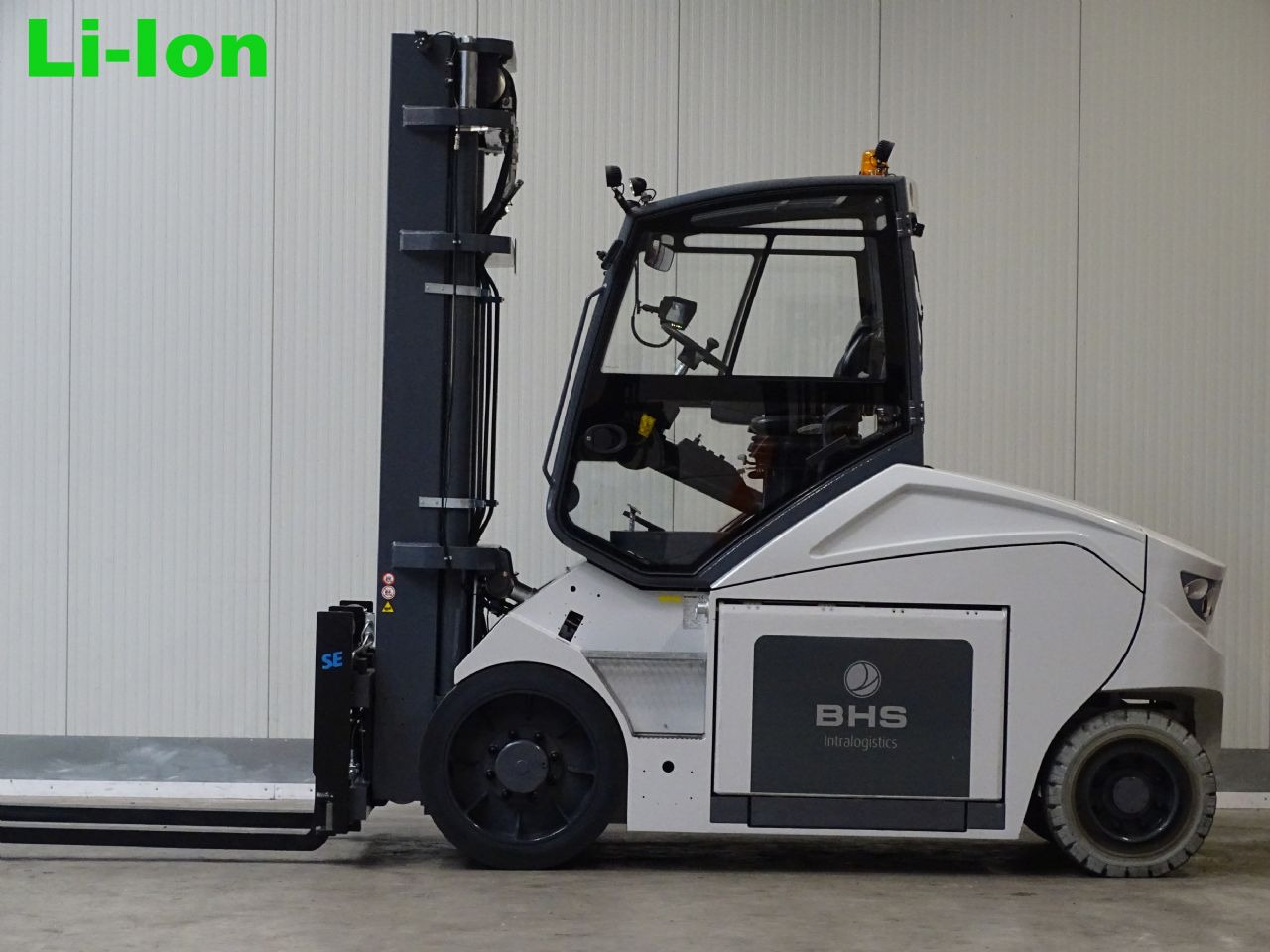 Montini MR10 - Li-ION - TRIPLEX - DEMO - Electric forklift: picture 1 Montini MR10 - Li-ION - TRIPLEX - DEMO - Electric forklift: picture 1