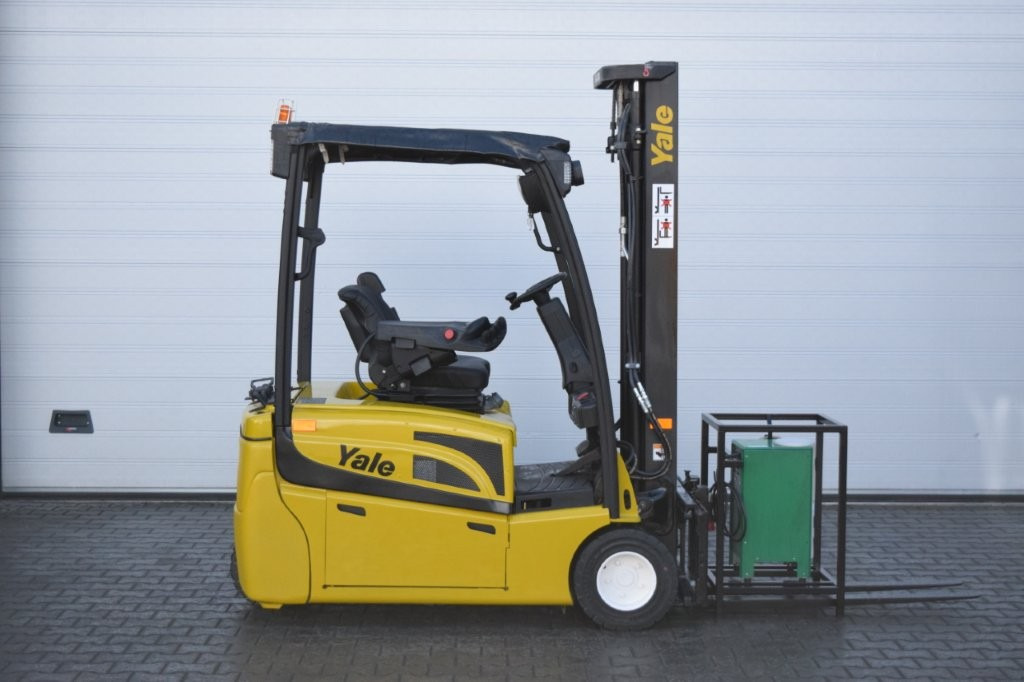Yale ERP16VT - TRIPLEX - Electric forklift: picture 5 Yale ERP16VT - TRIPLEX - Electric forklift: picture 5