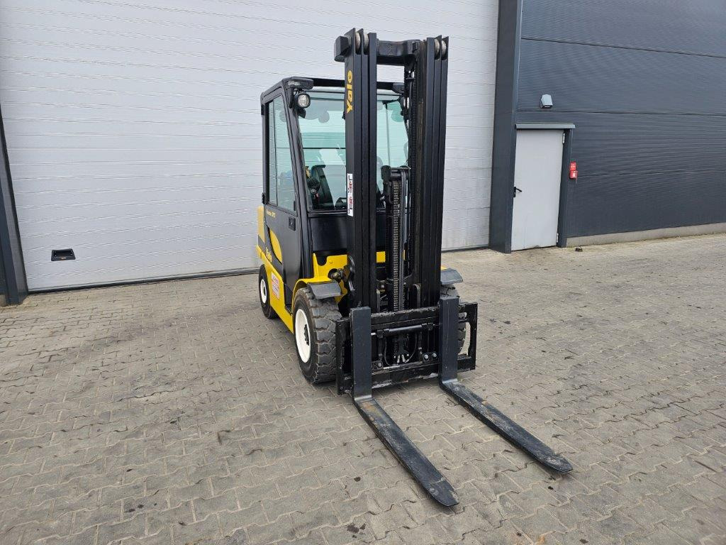 Yale GLP30VX - TRIPLEX - Forklift: picture 4 Yale GLP30VX - TRIPLEX - Forklift: picture 4