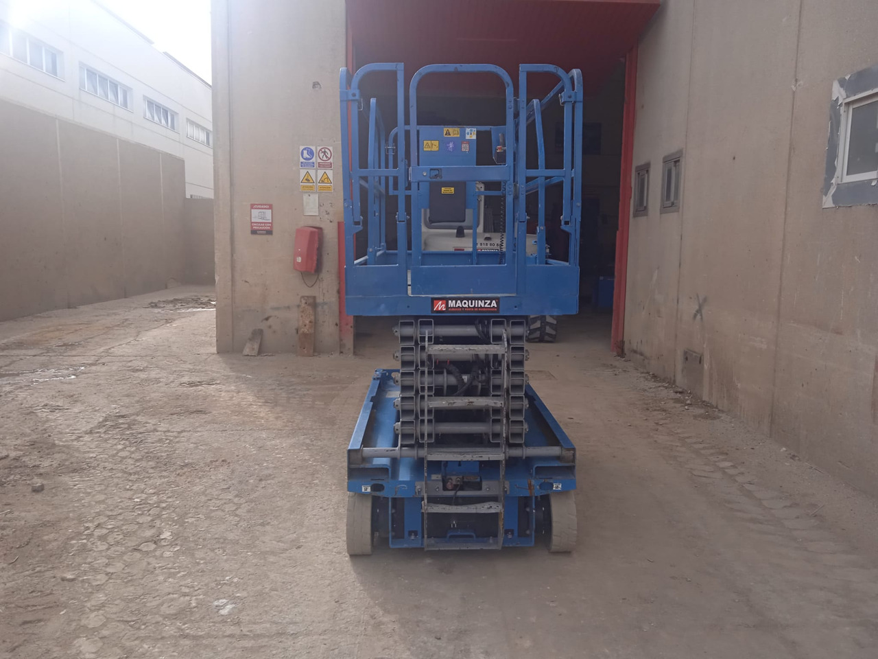 GENIE GS4047 - Scissor lift: picture 3 GENIE GS4047 - Scissor lift: picture 3