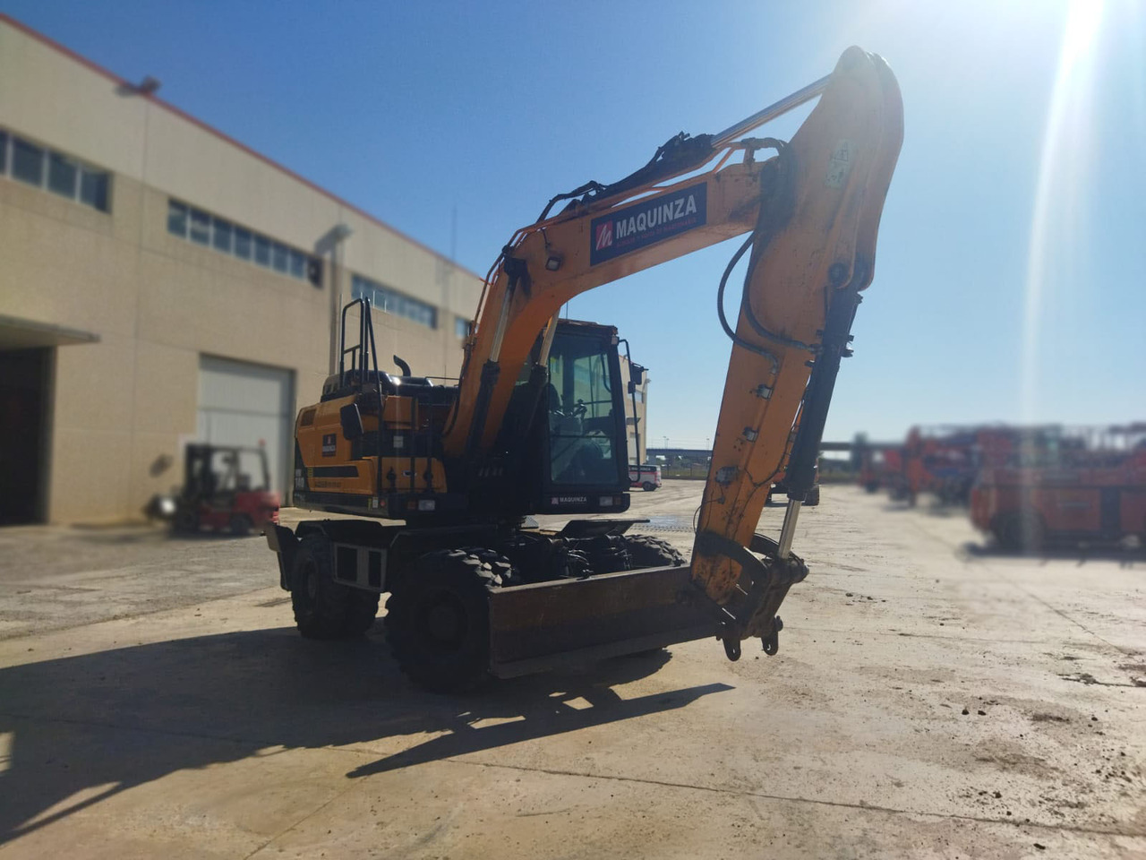 HYUNDAI HW140 - Wheel excavator: picture 5 HYUNDAI HW140 - Wheel excavator: picture 5