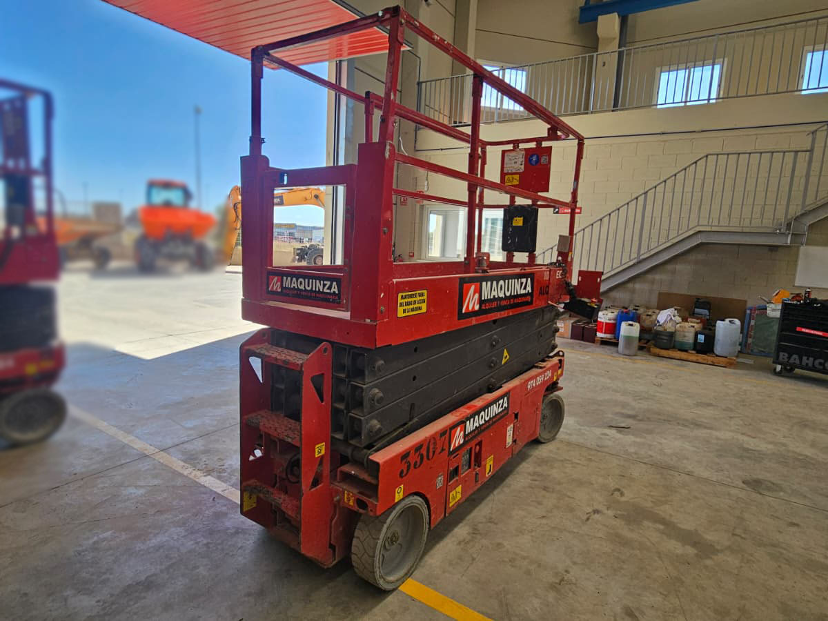 MANITOU 100SEC - Scissor lift: picture 3 MANITOU 100SEC - Scissor lift: picture 3