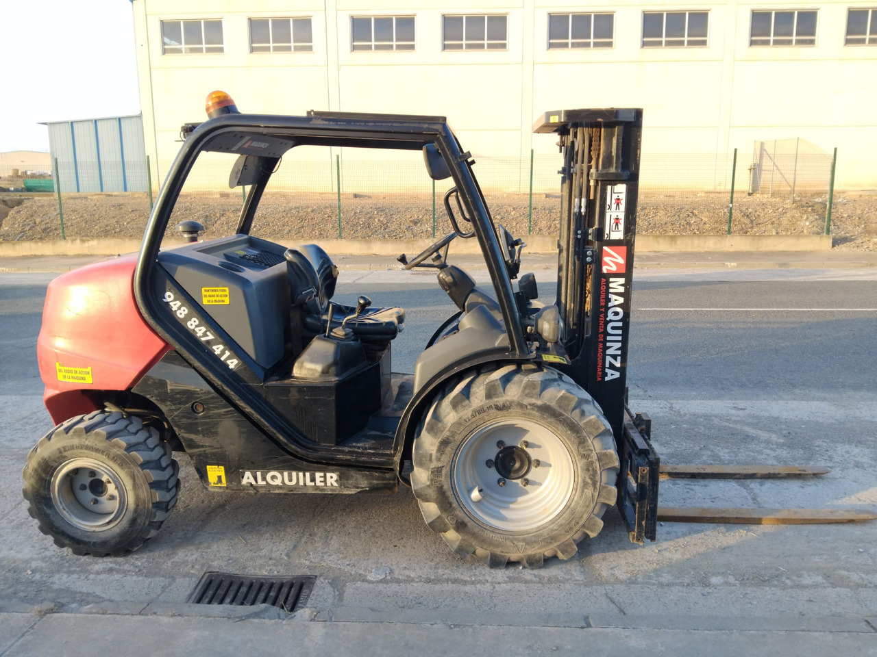 MANITOU MC18.4 D - Diesel forklift: picture 2 MANITOU MC18.4 D - Diesel forklift: picture 2