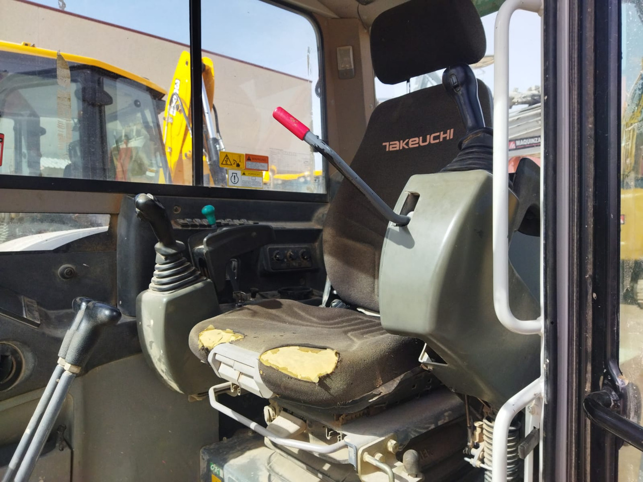 Mini excavator TAKEUCHI TB290: picture 8 Mini excavator TAKEUCHI TB290: picture 8