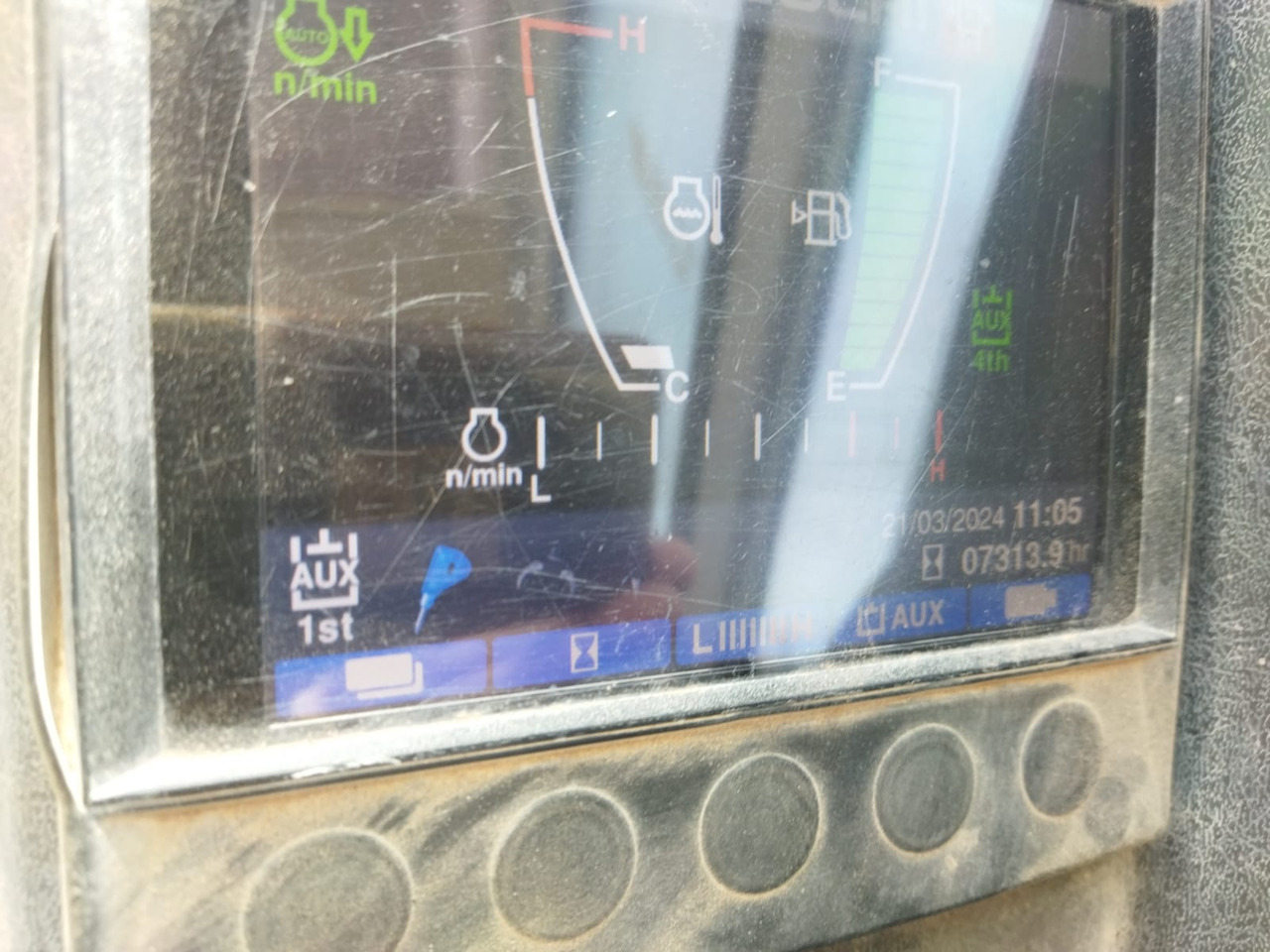 Mini excavator TAKEUCHI TB290: picture 13 Mini excavator TAKEUCHI TB290: picture 13