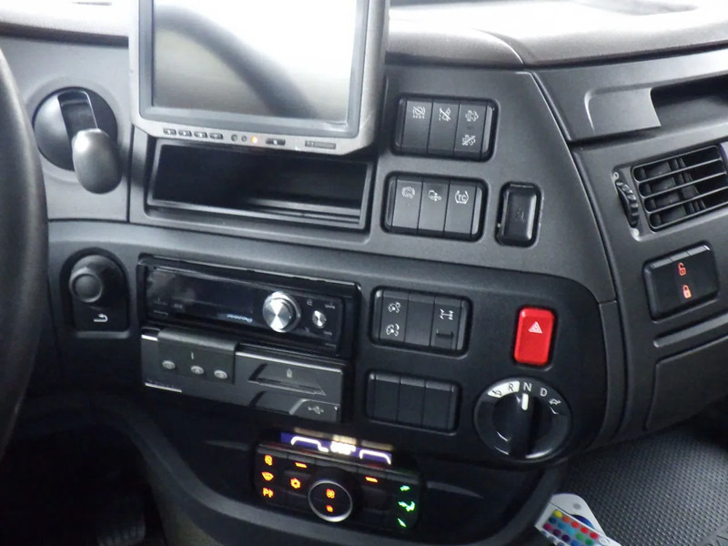 Tractor unit DAF XF 450 Smart Tacho 2 / 8 Tons vooras: picture 7 Tractor unit DAF XF 450 Smart Tacho 2 / 8 Tons vooras: picture 7