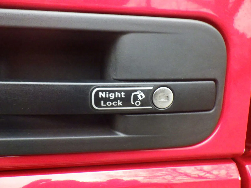 Tractor unit DAF XF 450 Smart Tacho 2 / 8 Tons vooras: picture 13 Tractor unit DAF XF 450 Smart Tacho 2 / 8 Tons vooras: picture 13