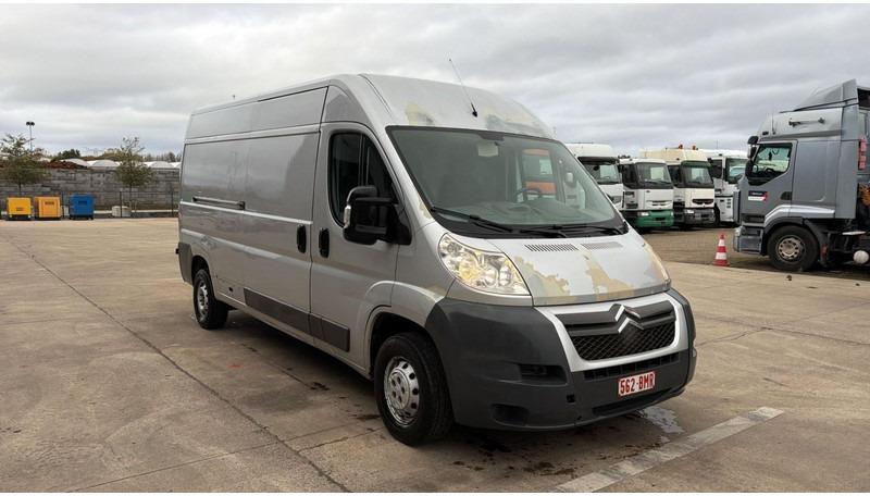 Citroën Jumper (3.0L / BELGIAN VAN / GOOD CONDITION / EURO 4 / 3 SEATS / L3H2 / AIRCO) - Panel van: picture 3 Citroën Jumper (3.0L / BELGIAN VAN / GOOD CONDITION / EURO 4 / 3 SEATS / L3H2 / AIRCO) - Panel van: picture 3