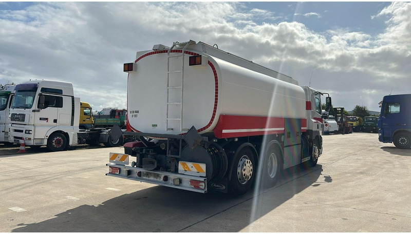 DAF CF 85.430 (20270 LITERS / EURO 3 / TOP CONDITION !!! / PARFAIT ETAT / 6X2 / BOITE MANUELLE) - Tank truck: picture 5 DAF CF 85.430 (20270 LITERS / EURO 3 / TOP CONDITION !!! / PARFAIT ETAT / 6X2 / BOITE MANUELLE) - Tank truck: picture 5