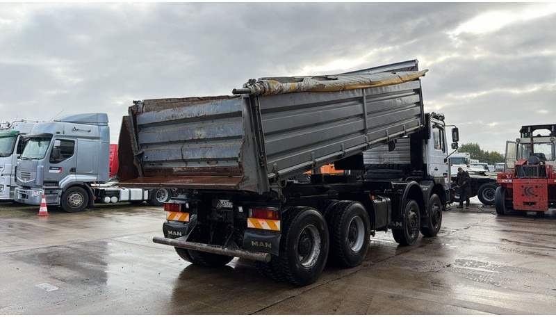 MAN 41.414 (BIG AXLES / 41 TONS / GRAND PONT / LAMES / 6 CYLINDER) - Tipper: picture 4 MAN 41.414 (BIG AXLES / 41 TONS / GRAND PONT / LAMES / 6 CYLINDER) - Tipper: picture 4