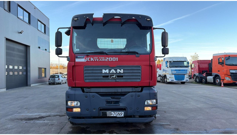 MAN TGA 26.360 (6X4 / STEEL SUSP / LAMES / MANUAL PUMP / BOITE MANUELLE / MANUAL GEARBOX) - Dropside/ Flatbed truck: picture 5 MAN TGA 26.360 (6X4 / STEEL SUSP / LAMES / MANUAL PUMP / BOITE MANUELLE / MANUAL GEARBOX) - Dropside/ Flatbed truck: picture 5