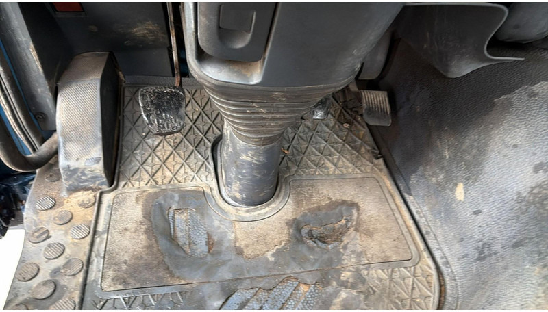 Mercedes-Benz ACTROS 2531 (16000 L / GRAND PONT / EPS / 6X2 / 3 PEDALES / V6) on lease Mercedes-Benz ACTROS 2531 (16000 L / GRAND PONT / EPS / 6X2 / 3 PEDALES / V6): picture 17