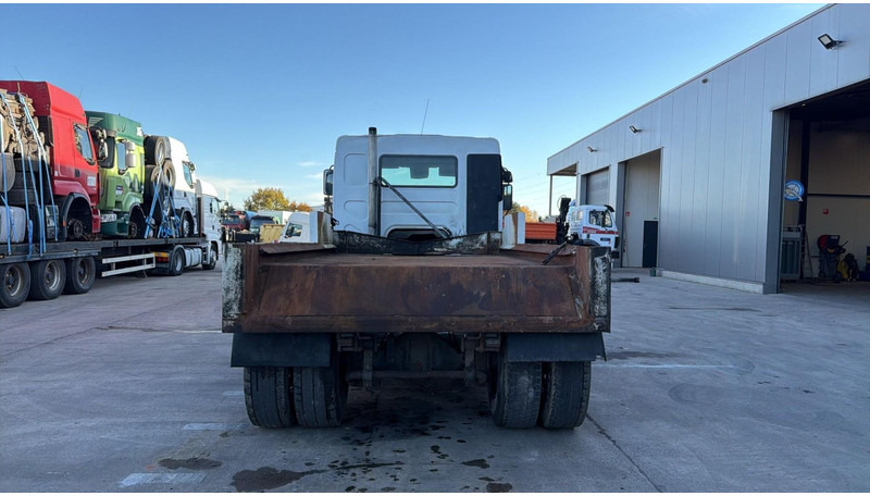 Renault PREMIUM 260 (POMPE MANUELLE / MANUAL PUMP / GRAND PONT / LAMES / STEEL SUSP.) - Dropside/ Flatbed truck: picture 5 Renault PREMIUM 260 (POMPE MANUELLE / MANUAL PUMP / GRAND PONT / LAMES / STEEL SUSP.) - Dropside/ Flatbed truck: picture 5