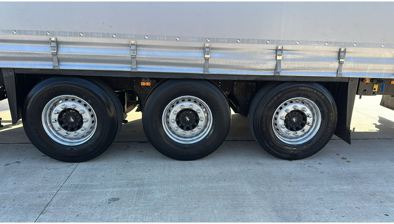 Curtainsider semi-trailer Schmitz Cargobull SCB*S3T (BELGIAN TRAILER / NEW CONDITON / TYRES 80% / NEW BRAKES / GALVANISED): picture 6
