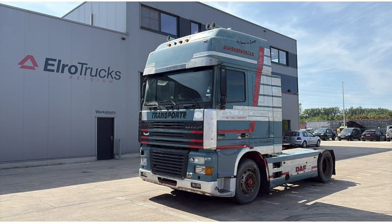 DAF XF 95.430 (EURO 3 / MANUAL GEARBOX / BOITE MANUELLE) - Tractor unit: picture 1 DAF XF 95.430 (EURO 3 / MANUAL GEARBOX / BOITE MANUELLE) - Tractor unit: picture 1