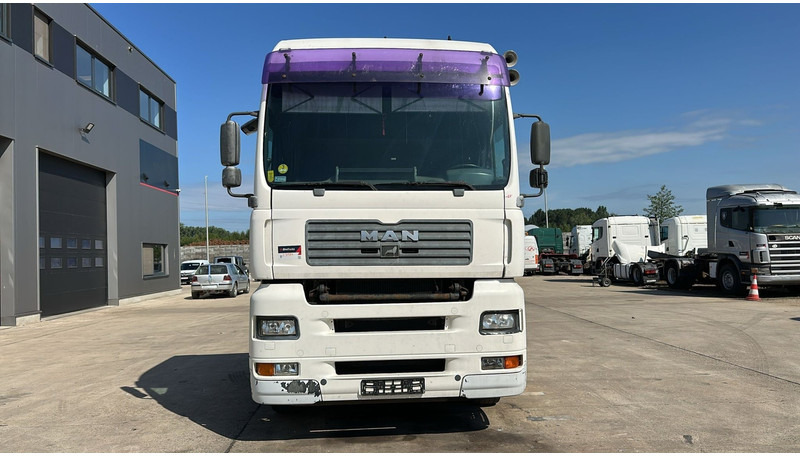 MAN TGA 18.350 (MANUAL GEARBOX / BOITE MANUELLE / RETARDER) - Tractor unit: picture 2 MAN TGA 18.350 (MANUAL GEARBOX / BOITE MANUELLE / RETARDER) - Tractor unit: picture 2