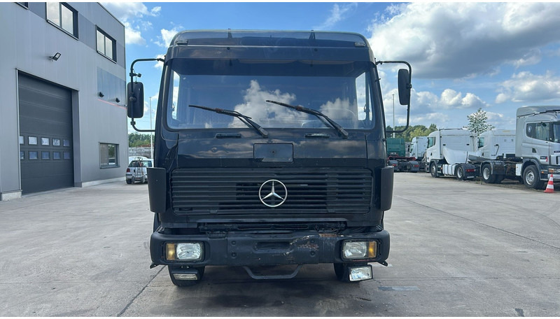 Mercedes-Benz SK 1628 (LAMES / BOITE MANUELLE / V8 / MANUAL PUMP / STEEL SUSP.) - Tractor unit: picture 2 Mercedes-Benz SK 1628 (LAMES / BOITE MANUELLE / V8 / MANUAL PUMP / STEEL SUSP.) - Tractor unit: picture 2