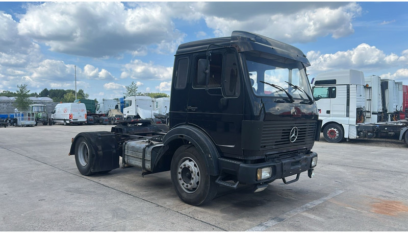 Mercedes-Benz SK 1628 (LAMES / BOITE MANUELLE / V8 / MANUAL PUMP / STEEL SUSP.) - Tractor unit: picture 3 Mercedes-Benz SK 1628 (LAMES / BOITE MANUELLE / V8 / MANUAL PUMP / STEEL SUSP.) - Tractor unit: picture 3