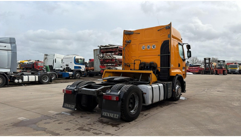Renault PREMIUM 410 DXI (BOITE MANUELLE / MANUAL GEARBOX) - Tractor unit: picture 4 Renault PREMIUM 410 DXI (BOITE MANUELLE / MANUAL GEARBOX) - Tractor unit: picture 4
