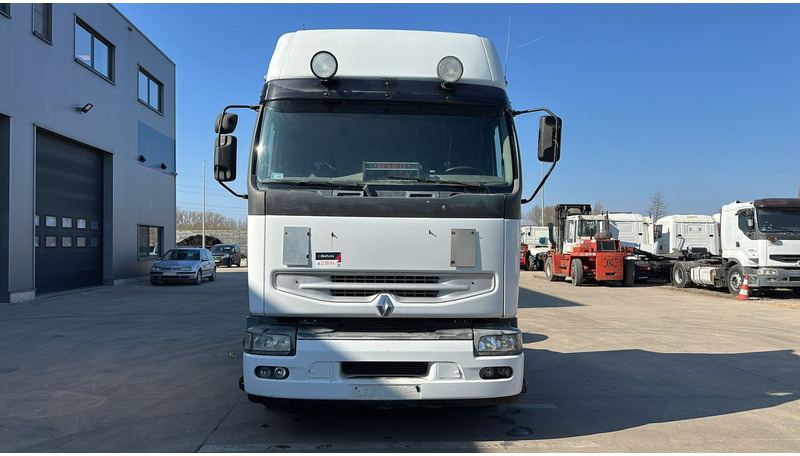 Renault Premium 420 (POMPE HYDRAULIQUE / PTO / BOITE MANUELLE / MANUAL GEARBOX) - Tractor unit: picture 2 Renault Premium 420 (POMPE HYDRAULIQUE / PTO / BOITE MANUELLE / MANUAL GEARBOX) - Tractor unit: picture 2
