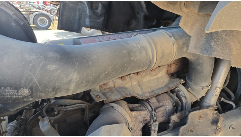 Tractor unit Renault Premium 450 (BOITE MANUELLE / MANUAL GEARBOX / AIRCO): picture 15