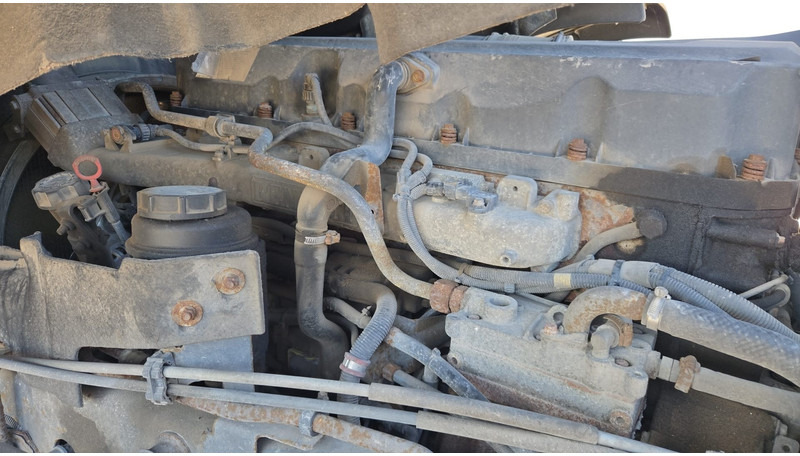 Tractor unit Renault Premium 450 (BOITE MANUELLE / MANUAL GEARBOX / AIRCO): picture 17