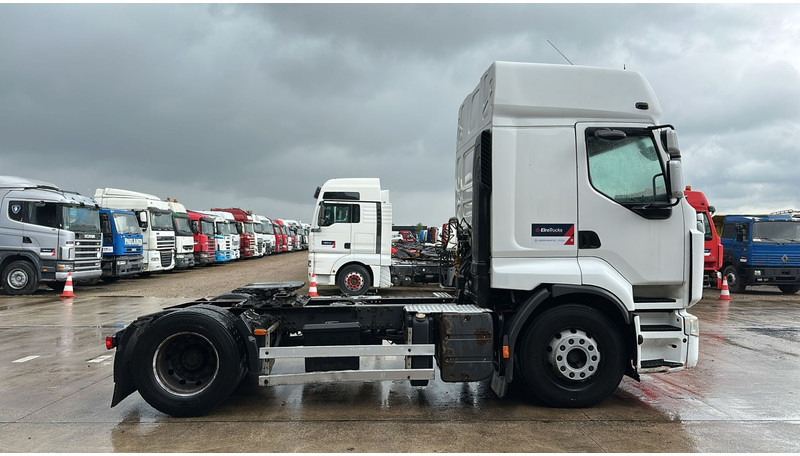Renault Premium 450 (BOITE MANUELLE / MANUAL GEARBOX) - Tractor unit: picture 4 Renault Premium 450 (BOITE MANUELLE / MANUAL GEARBOX) - Tractor unit: picture 4