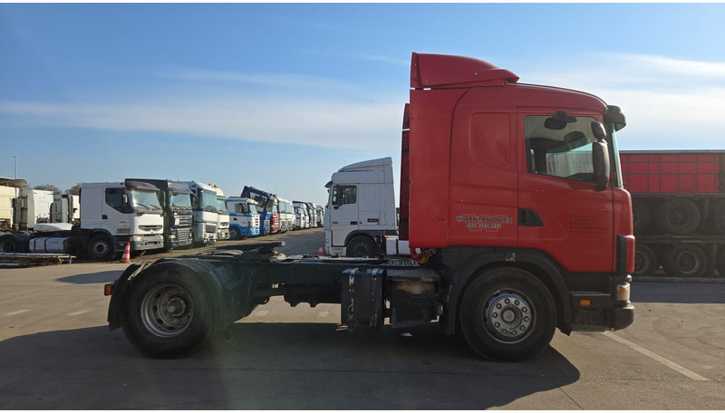 Scania 114 - 380 (PTO / HYDRAULIC PUMP / MANUAL GEARBOX / BOITE MANUELLE / LOW CAB) - Tractor unit: picture 4 Scania 114 - 380 (PTO / HYDRAULIC PUMP / MANUAL GEARBOX / BOITE MANUELLE / LOW CAB) - Tractor unit: picture 4