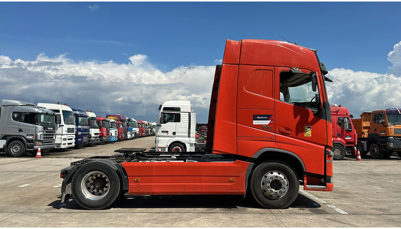 Volvo FH 500 (RETARDER / GOOD CONDITION / CLEAN CHASSIS) - Tractor unit: picture 3 Volvo FH 500 (RETARDER / GOOD CONDITION / CLEAN CHASSIS) - Tractor unit: picture 3
