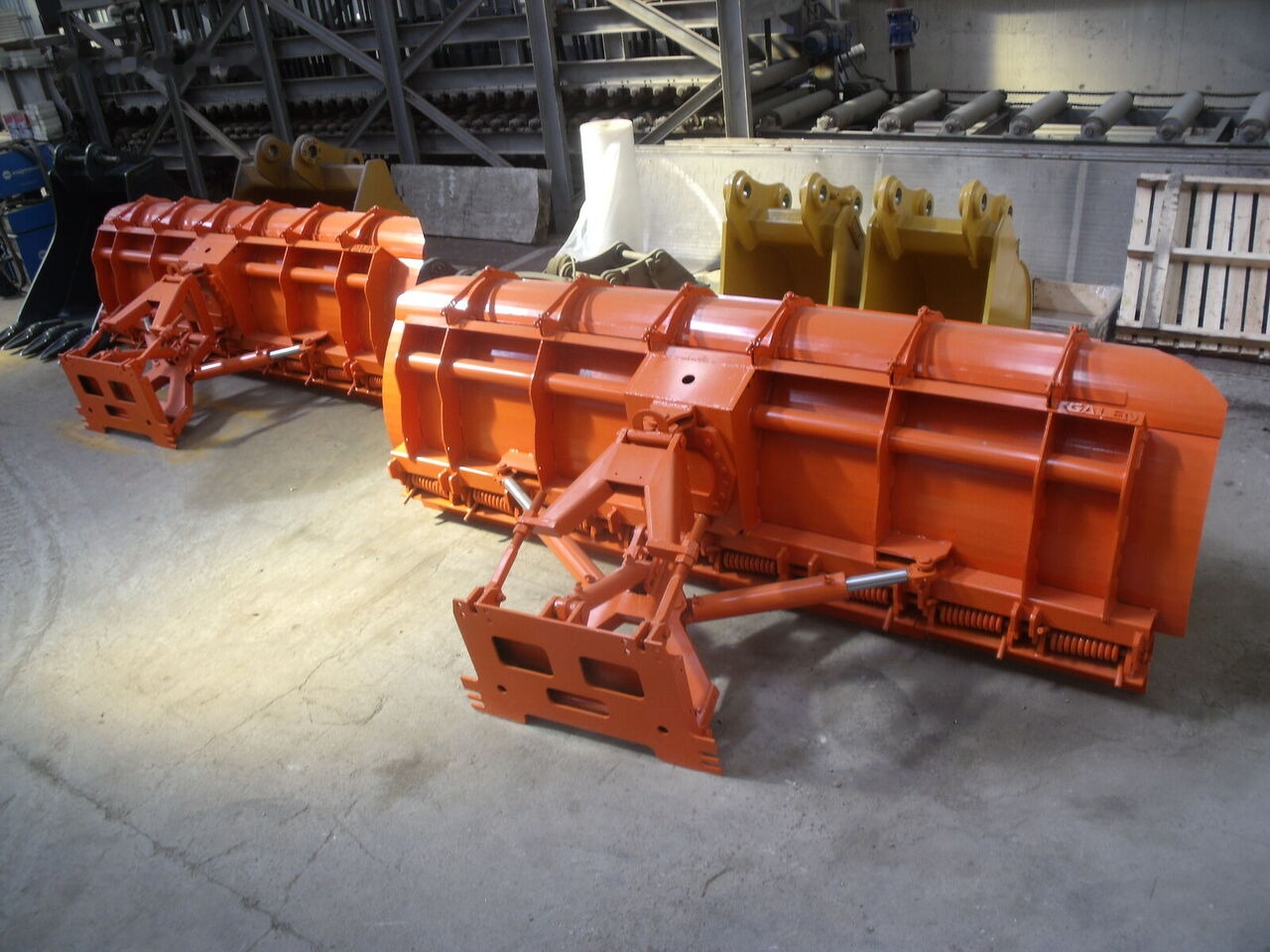 New Snow plough Caterpillar SNOW BLADES: picture 6 New Snow plough Caterpillar SNOW BLADES: picture 6