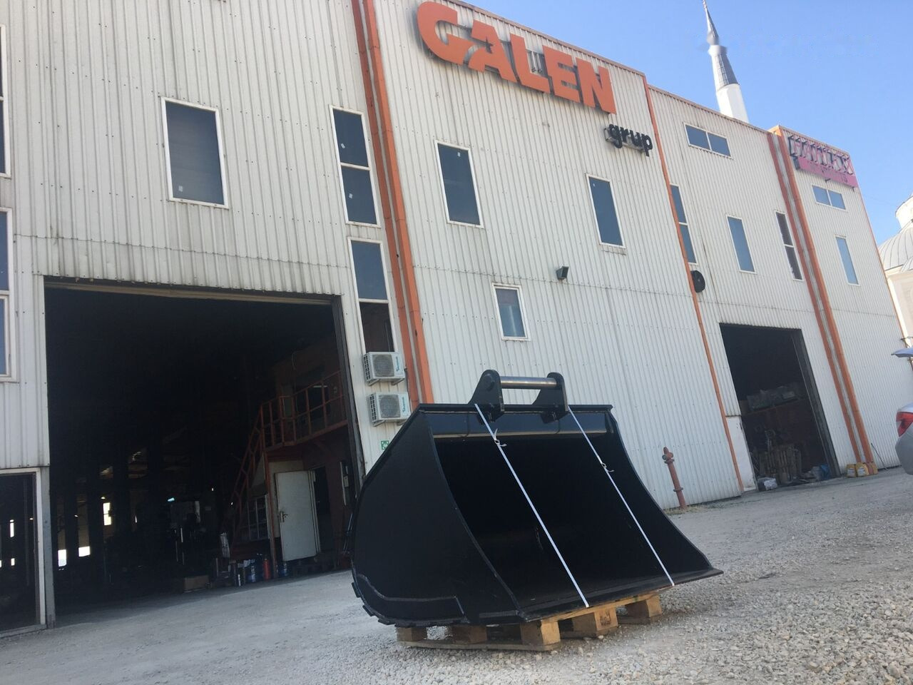 Galen L1400 K160 OQ65 Reversible Edge - Excavator bucket: picture 3 Galen L1400 K160 OQ65 Reversible Edge - Excavator bucket: picture 3