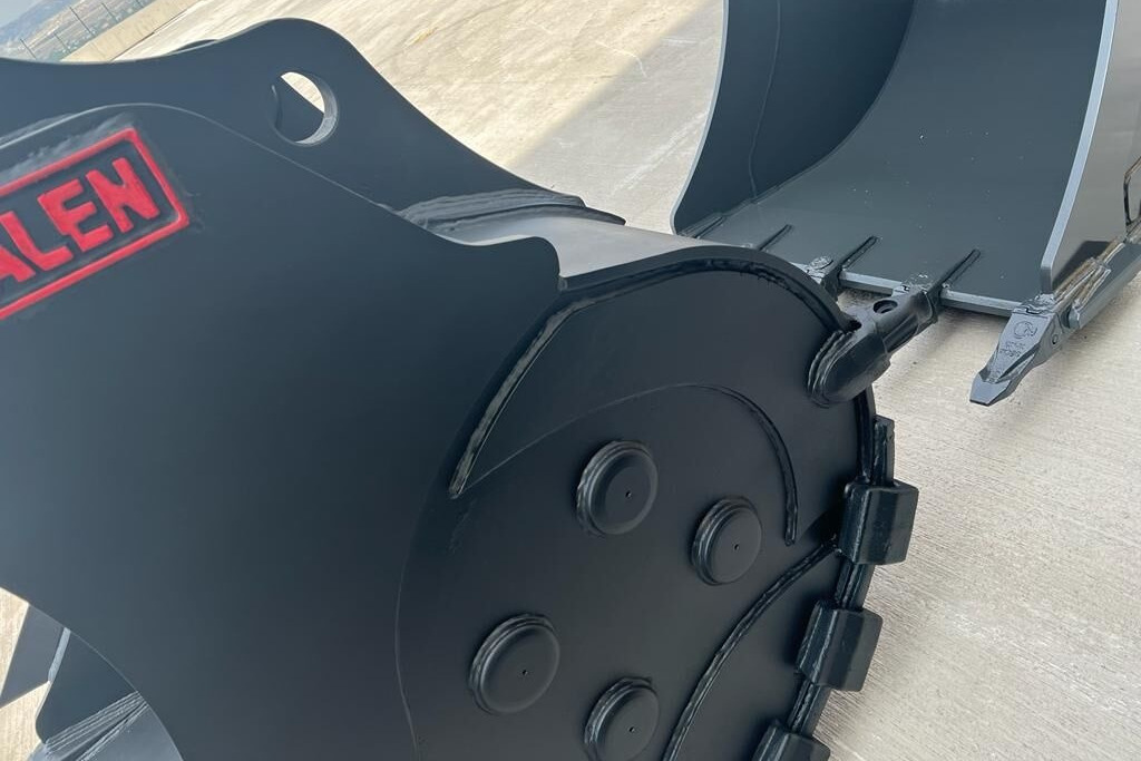 Galen Rock Bucket for 30tons Excavator - Excavator bucket: picture 3 Galen Rock Bucket for 30tons Excavator - Excavator bucket: picture 3