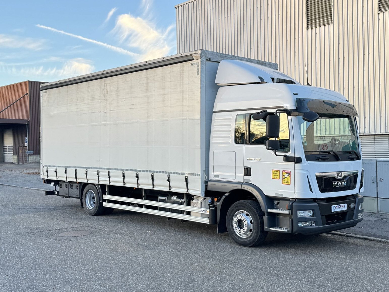MAN TGM 15.290 Gr.Haus Schiebeplane 7,28m EDSCHA AHK - Curtainsider truck: picture 1 MAN TGM 15.290 Gr.Haus Schiebeplane 7,28m EDSCHA AHK - Curtainsider truck: picture 1