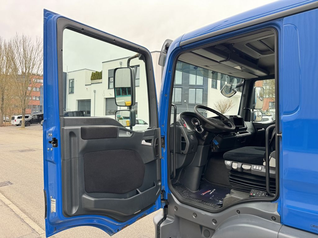 Curtainsider truck MAN TGM 18.340 Pritsche 6m Klima Edscha AHK Autom.: picture 11