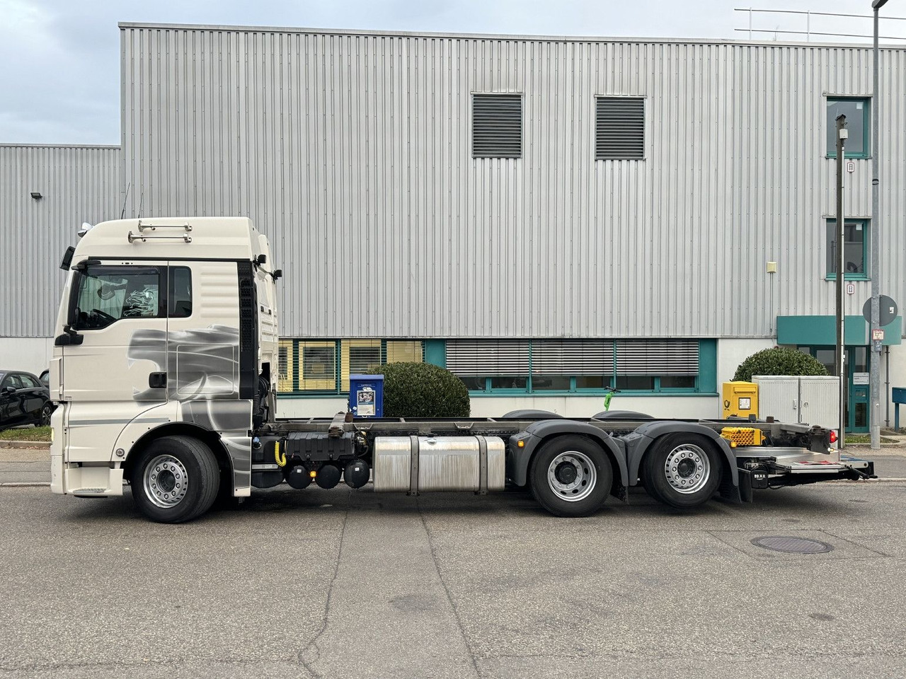 Container transporter/ Swap body truck MAN TGX 26.500 XLX Lenkachse BDF 7,15-7,45 u-LBW 2t: picture 6