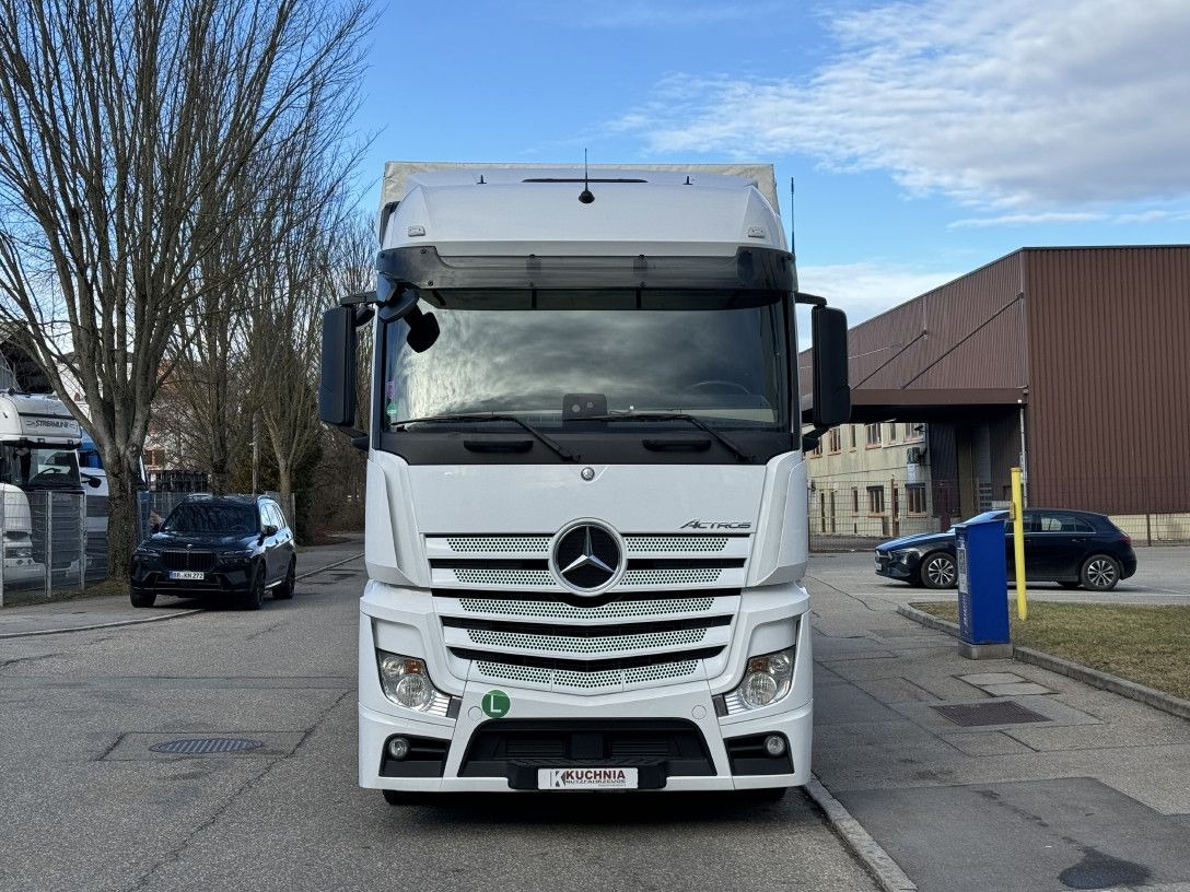 Mercedes-Benz Actros 1845 LL Pritsche-Plane Retarder TOP Zust. - Curtainsider truck: picture 2 Mercedes-Benz Actros 1845 LL Pritsche-Plane Retarder TOP Zust. - Curtainsider truck: picture 2