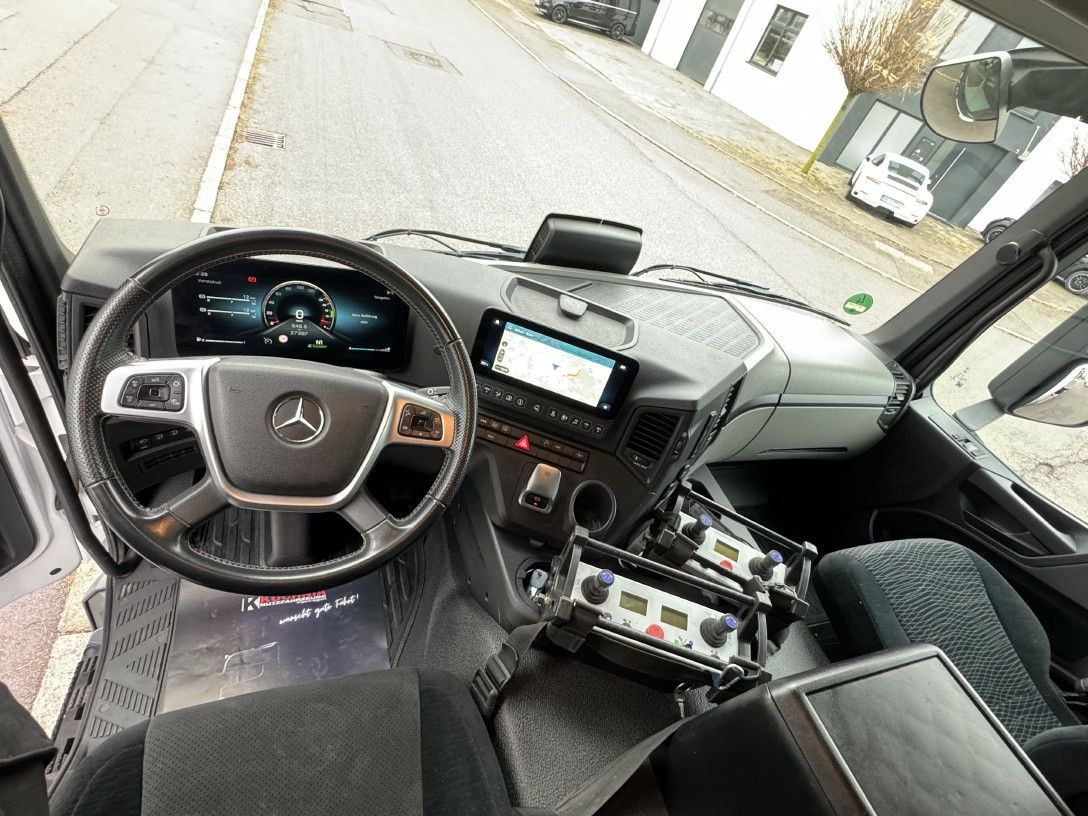 Crane truck Mercedes-Benz Actros 2540 Alukran Klaas K1100 RHX 60m+A-Bühne: picture 31 Crane truck Mercedes-Benz Actros 2540 Alukran Klaas K1100 RHX 60m+A-Bühne: picture 31