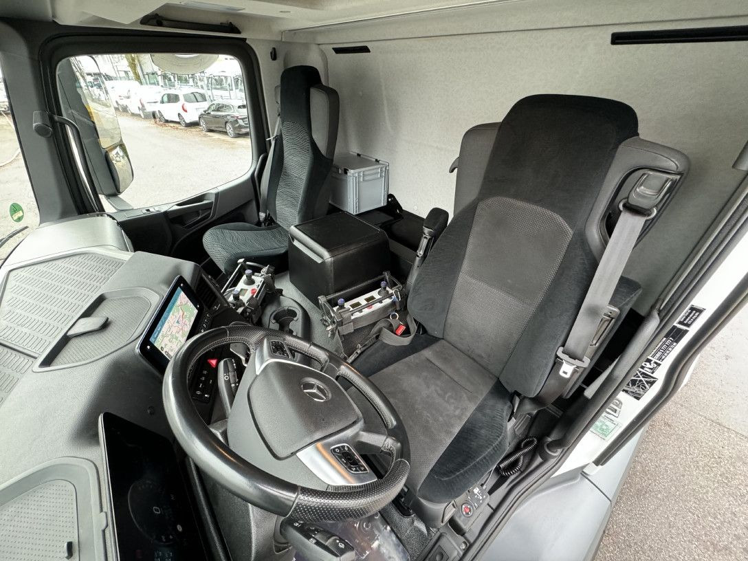 Crane truck Mercedes-Benz Actros 2540 Alukran Klaas K1100 RHX 60m+A-Bühne: picture 30 Crane truck Mercedes-Benz Actros 2540 Alukran Klaas K1100 RHX 60m+A-Bühne: picture 30