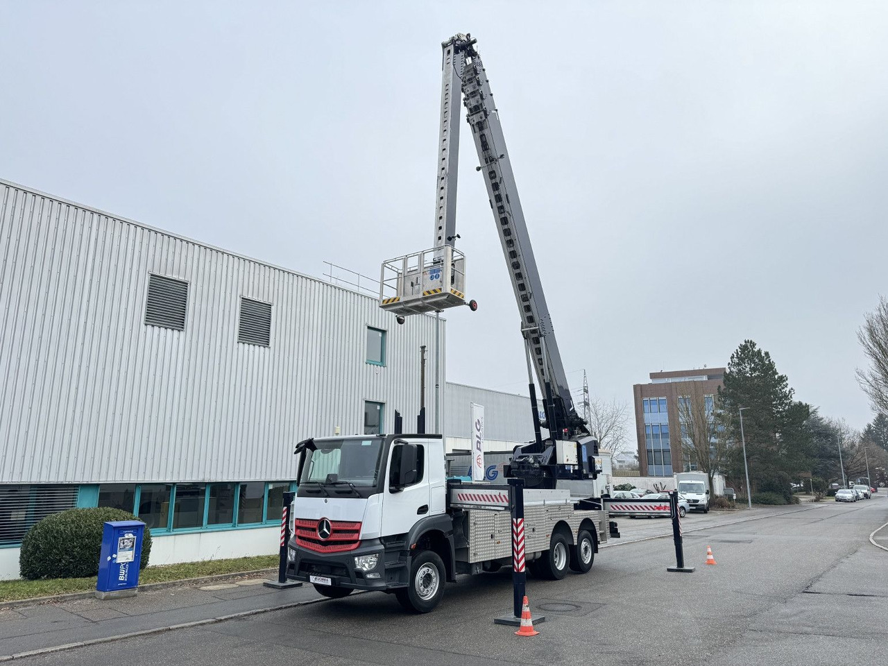 Crane truck Mercedes-Benz Actros 2540 Alukran Klaas K1100 RHX 60m+A-Bühne: picture 6 Crane truck Mercedes-Benz Actros 2540 Alukran Klaas K1100 RHX 60m+A-Bühne: picture 6