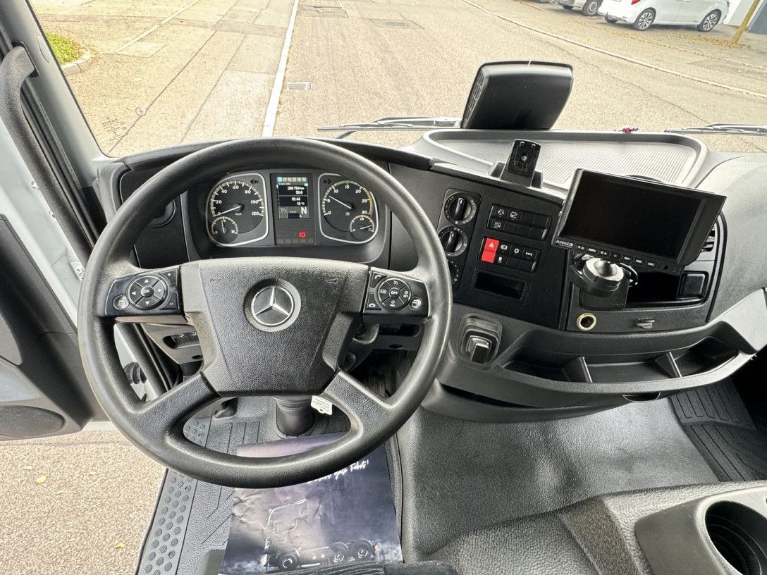 Box truck Mercedes-Benz Atego 1221 L Koffer 6,1m LBW AHK Klima TOP: picture 16 Box truck Mercedes-Benz Atego 1221 L Koffer 6,1m LBW AHK Klima TOP: picture 16