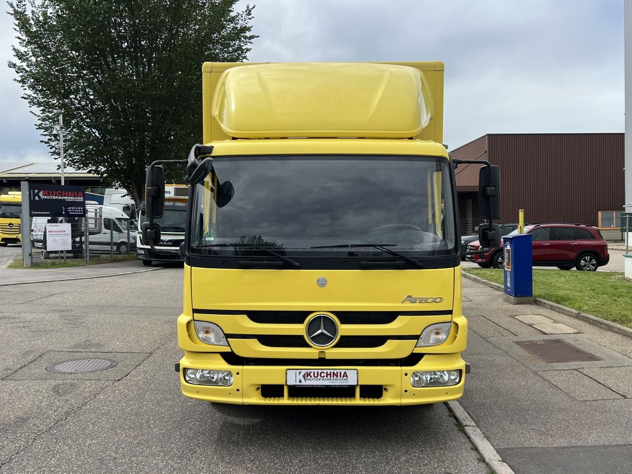 Mercedes-Benz Atego 816L Möbelkoffer 6,15m LBW 3-Sitze Euro-5 - Box van: picture 2 Mercedes-Benz Atego 816L Möbelkoffer 6,15m LBW 3-Sitze Euro-5 - Box van: picture 2