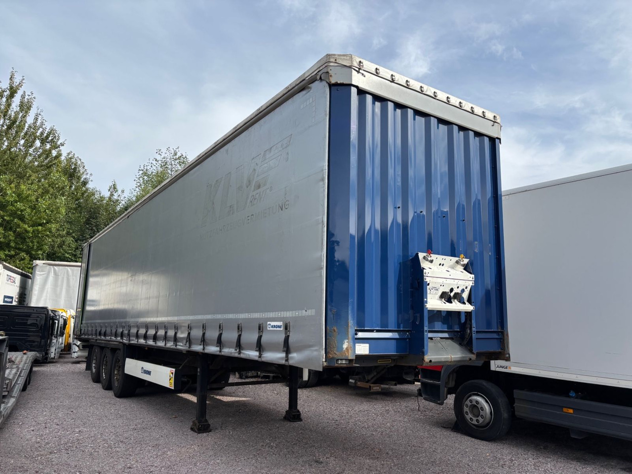 Krone SD, Edscha, Liftachse, TÜV 05/26 - Curtainsider semi-trailer: picture 3 Krone SD, Edscha, Liftachse, TÜV 05/26 - Curtainsider semi-trailer: picture 3