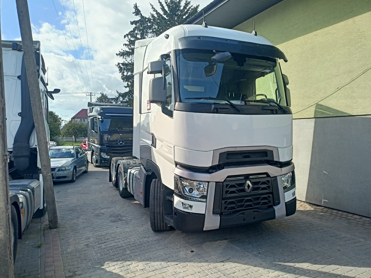 Renault Gama T 480 - Tractor unit: picture 1 Renault Gama T 480 - Tractor unit: picture 1