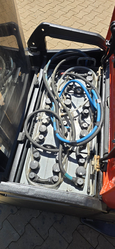 Stacker Toyota SPE 160L Triplex 6m: picture 7