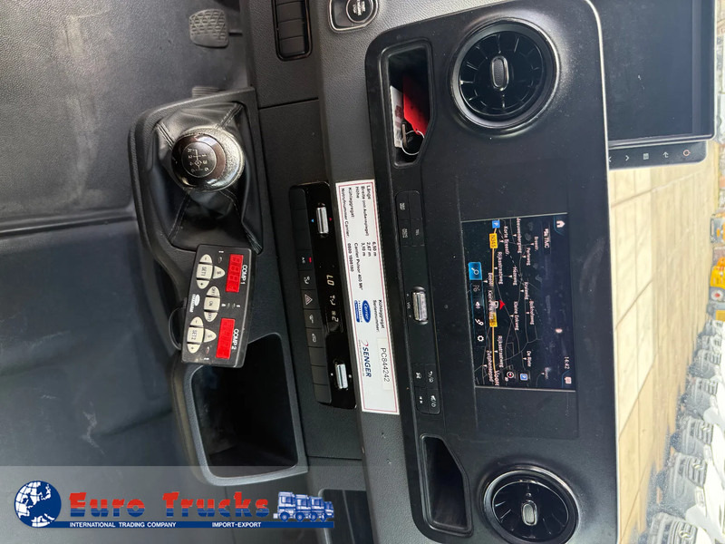Refrigerated van Mercedes-Benz Sprinter 316: picture 10