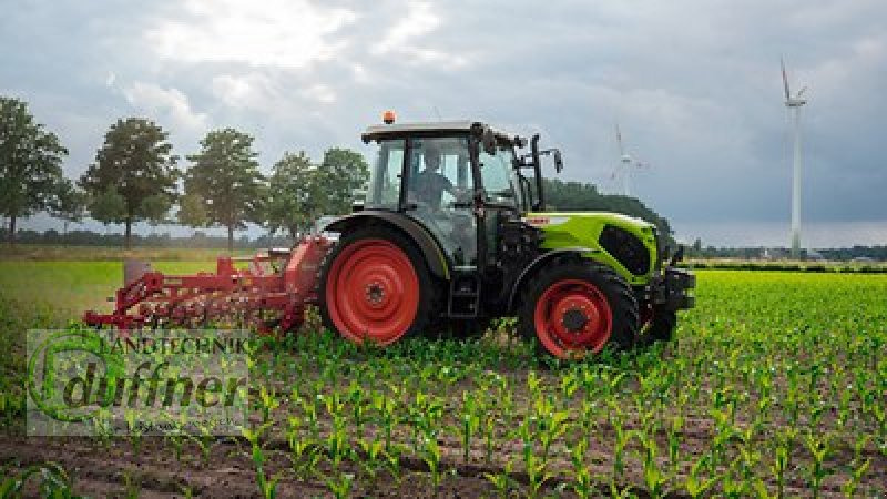 CLAAS Axos 240 Advanced - Farm tractor: picture 2 CLAAS Axos 240 Advanced - Farm tractor: picture 2