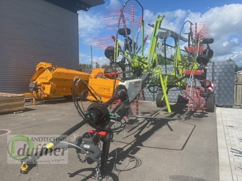 CLAAS LINER 1800 TWIN - Tedder/ Rake: picture 1 CLAAS LINER 1800 TWIN - Tedder/ Rake: picture 1