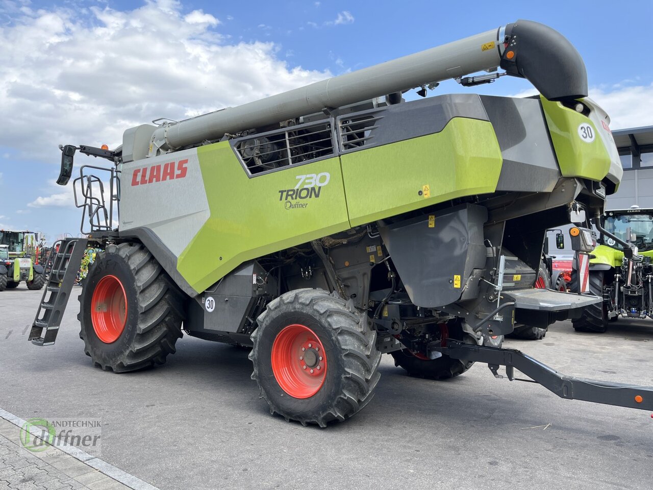CLAAS Trion 730 - Combine harvester: picture 2 CLAAS Trion 730 - Combine harvester: picture 2